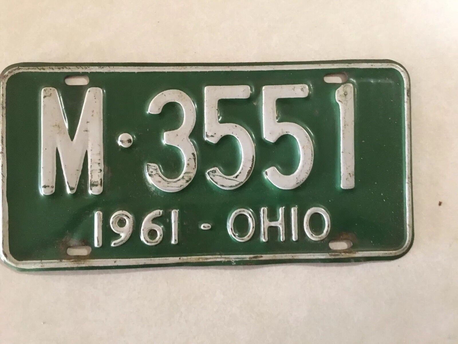 GOOD SOLID VINTAGE 1961 OHIO LICENSE PLATE See My Other Plates