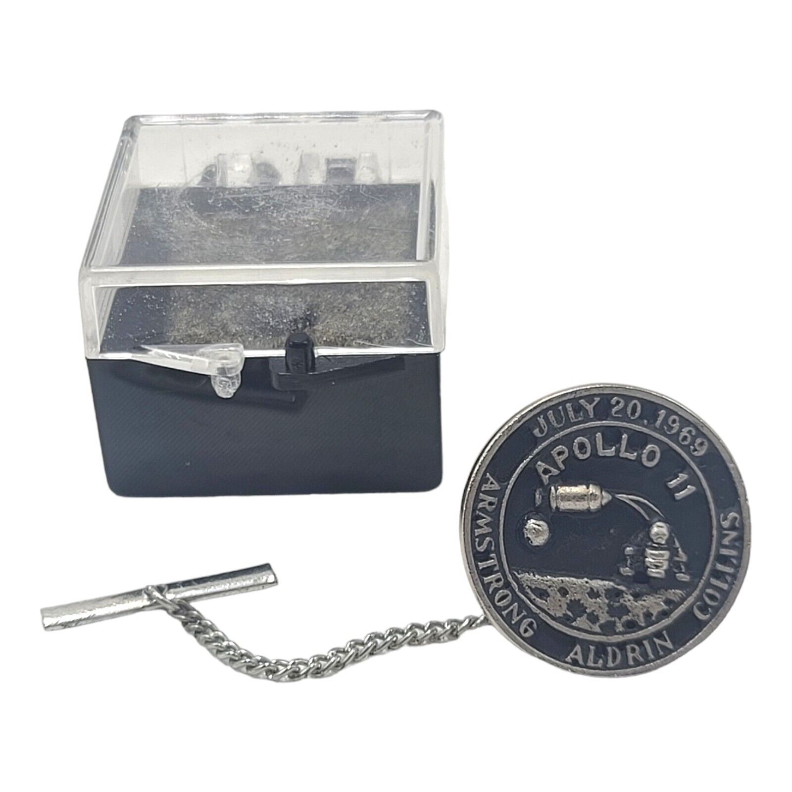 Vintage 1969 NASA Apollo 11  Lapel Pin Tie Tack Lunar Lander/Capsule Silver Tone