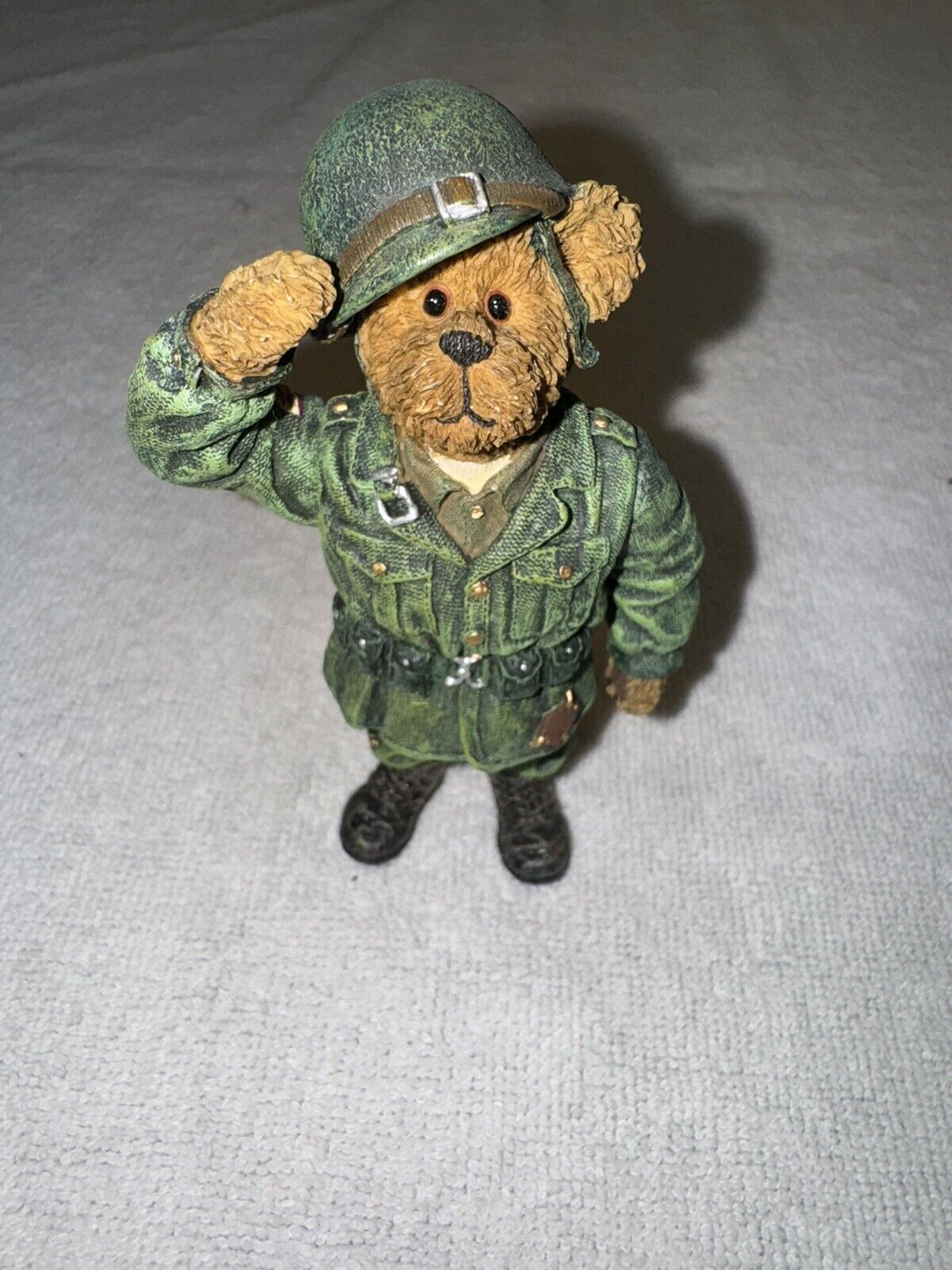 boyds bears figurines Saluting Soldier With Movable Arms