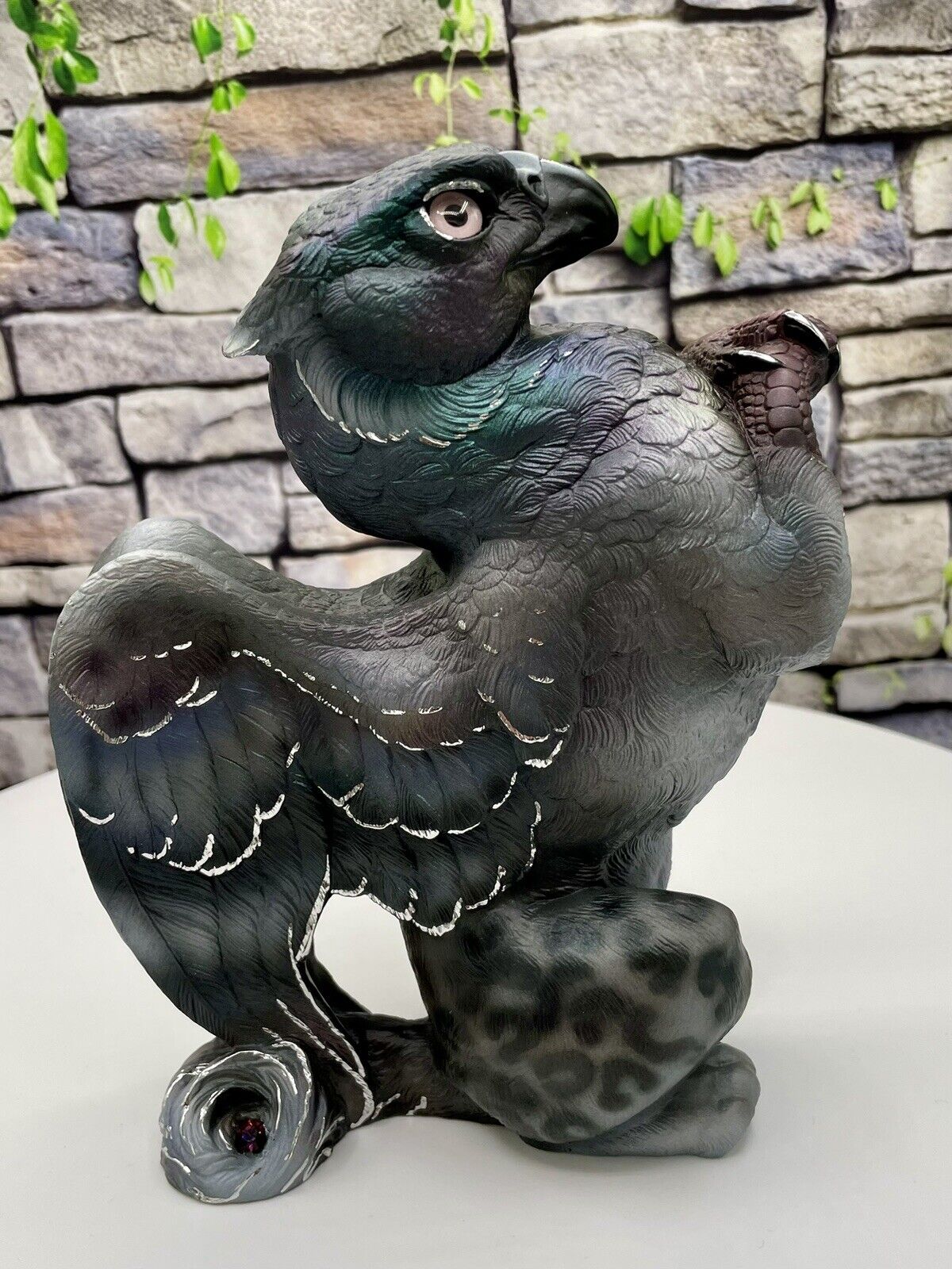 Windstone Editions PYO Griffin “Pigeon”