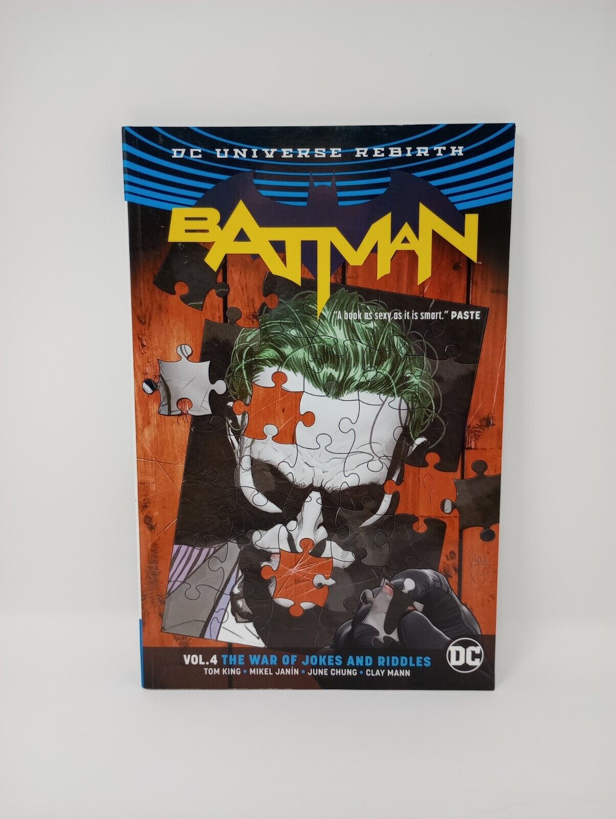 Batman Vol. 4: The War of Jokes and Riddles (Rebirth) by Tom King: Used