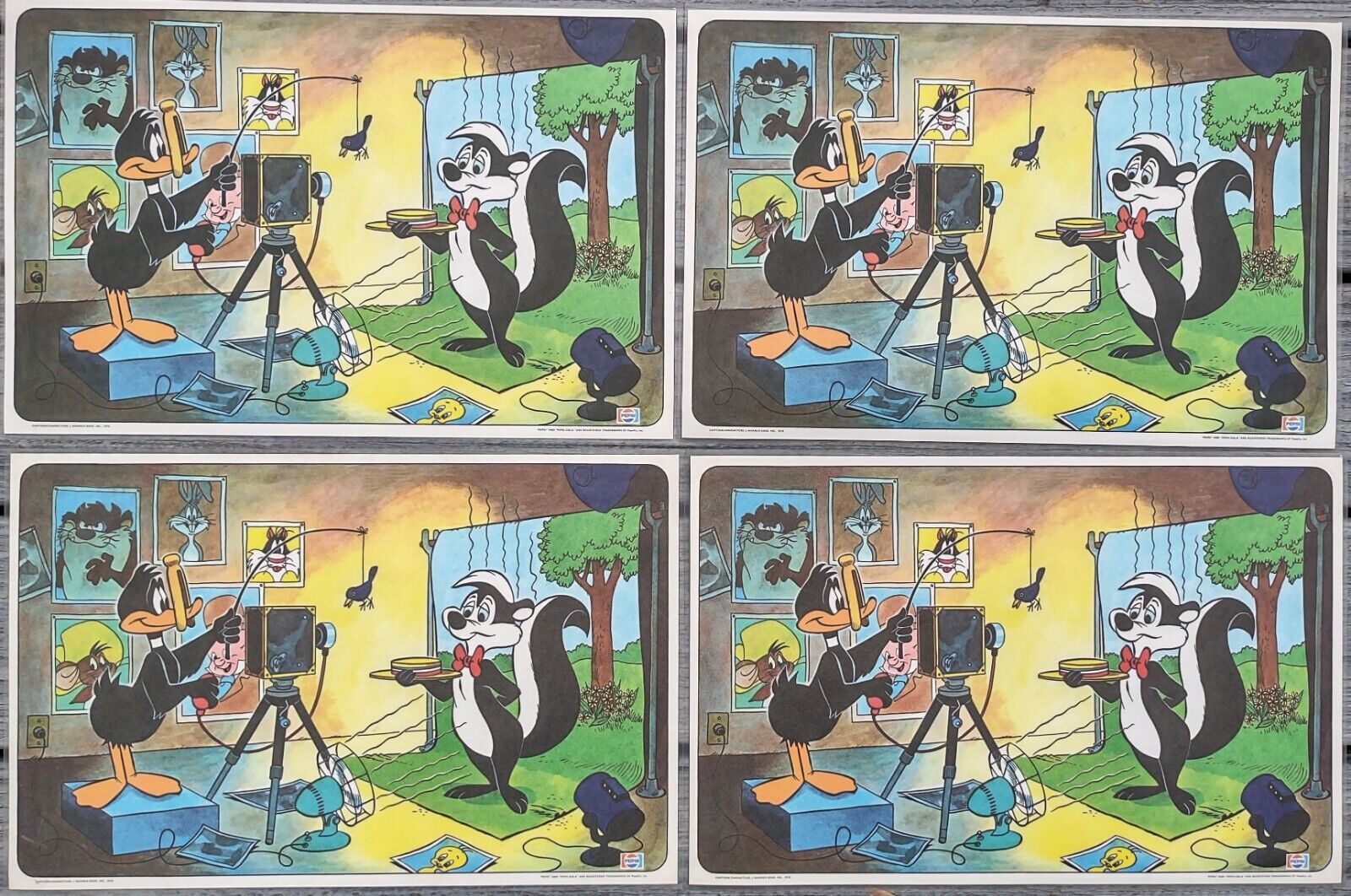 4 Vintage 1976 Pepsi-Warner Bros-Looney Tunes Daffy Duck & Pepe le Pew Placemats