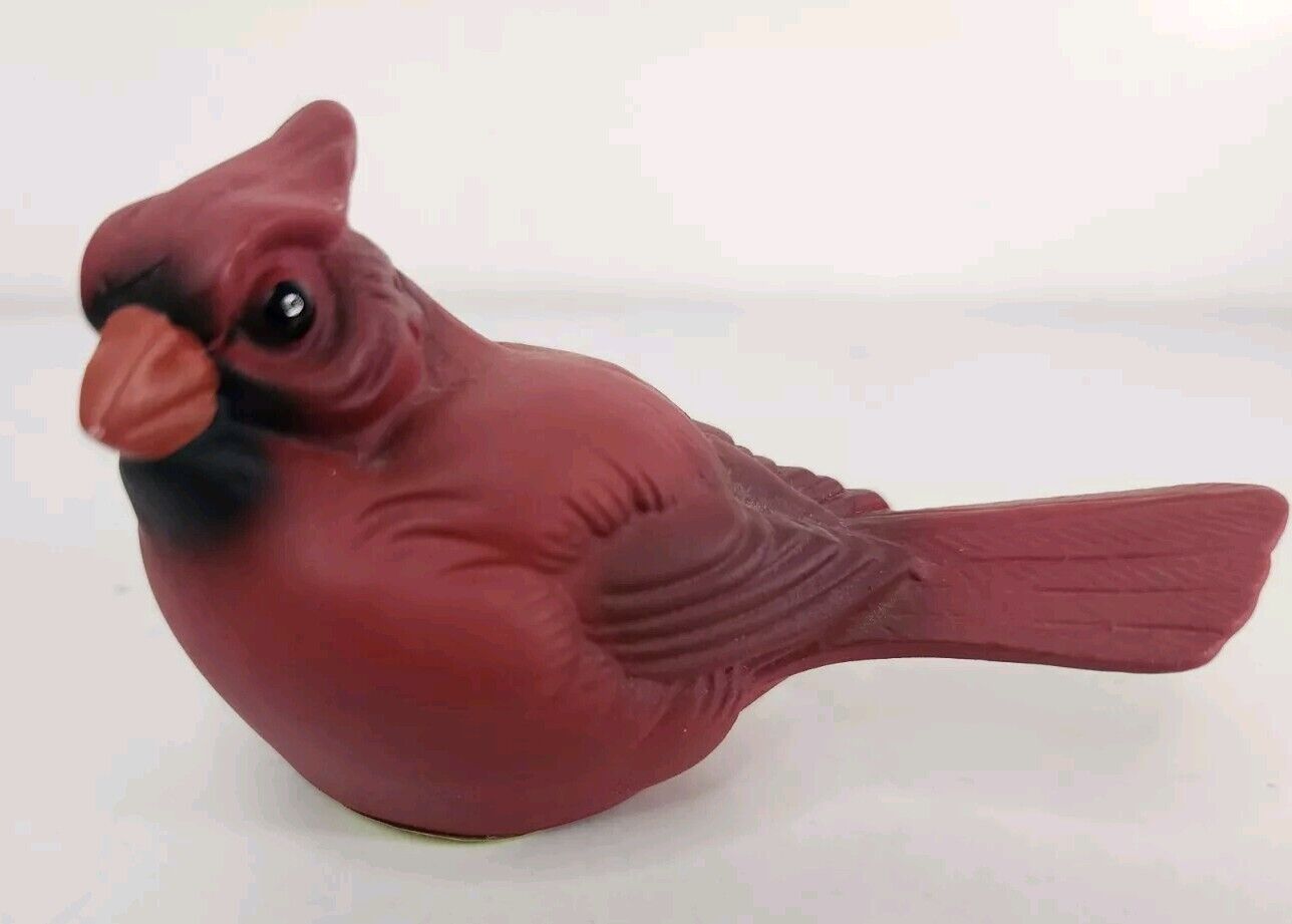 United States Commemorative Red Cardinal Bird Fine Porcelain Figure