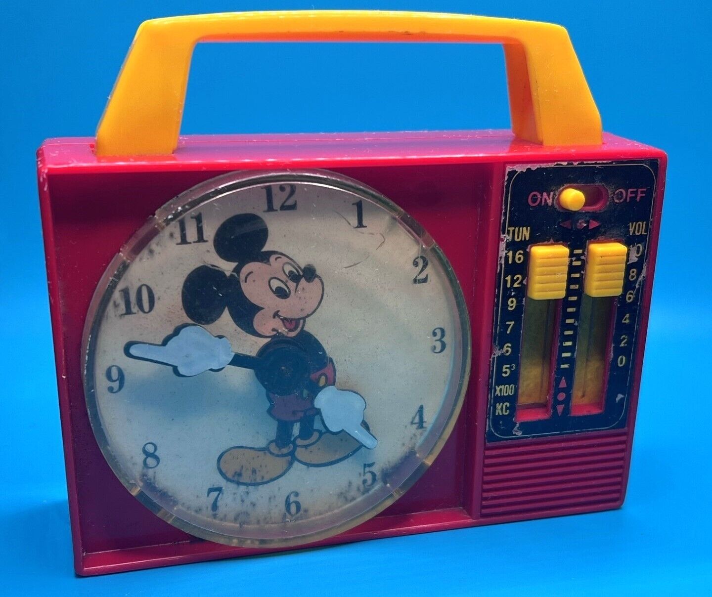 1970\'s Vintage Mickey Mouse ILLCO Disney Windup Musical Radio Clock Toy - Read -