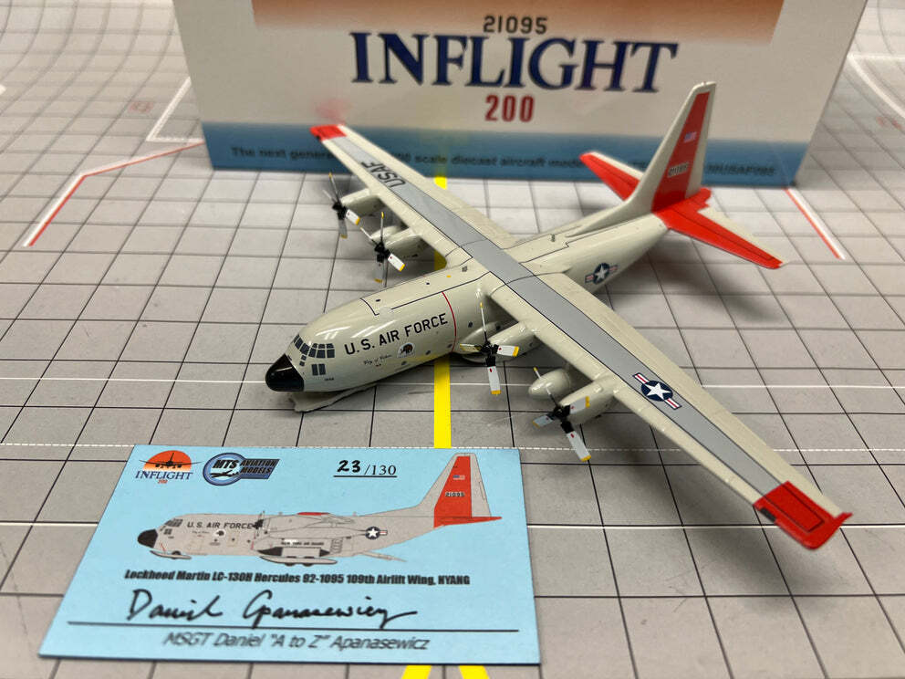 Inflight IF130USAF095 USAF LC-130H Crewmember Signed 92-1095 Diecast 1/200 Model