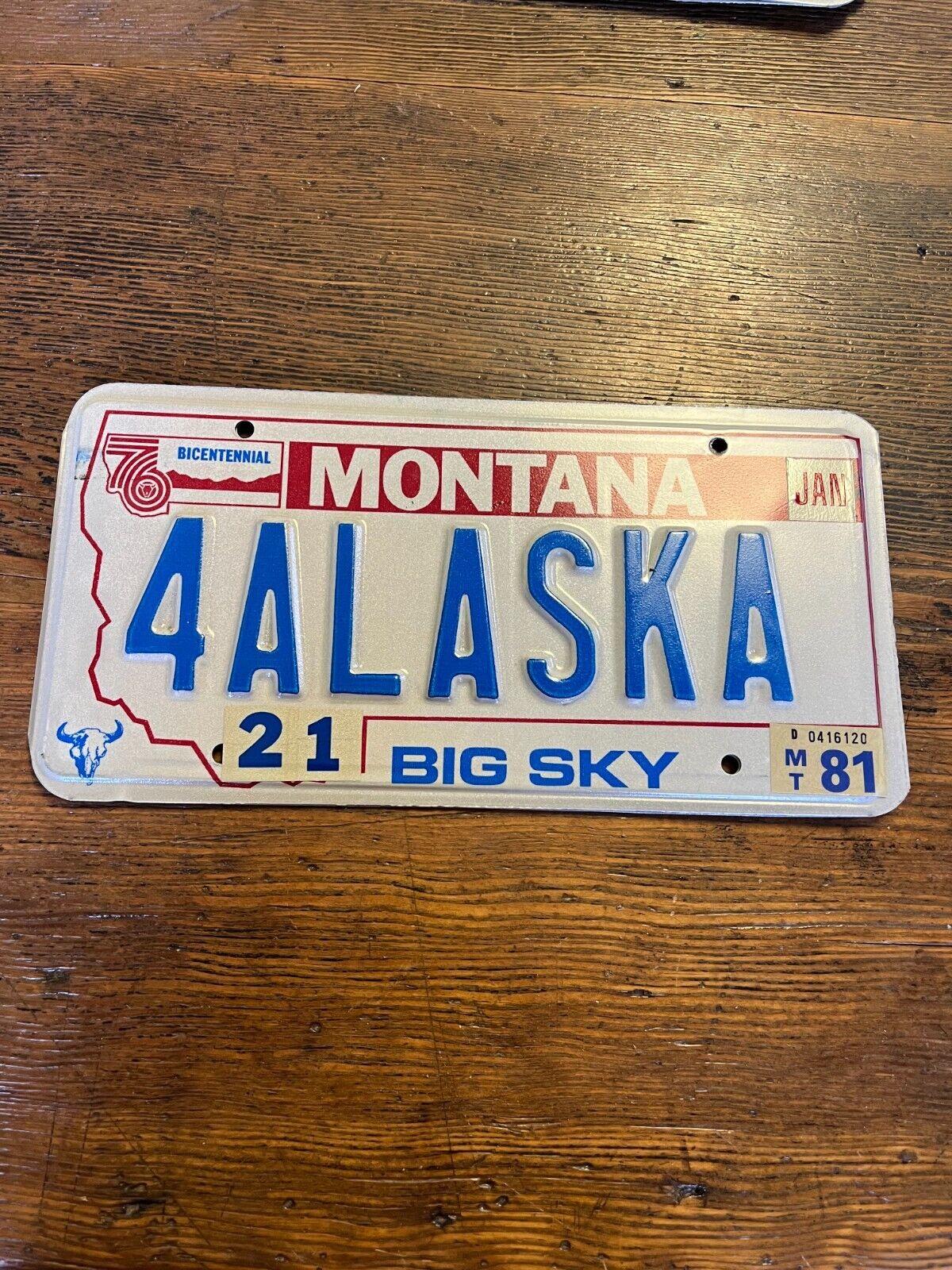 Montana 1976 BICENTENNIAL License Plate PAIR # 4ALASKA
