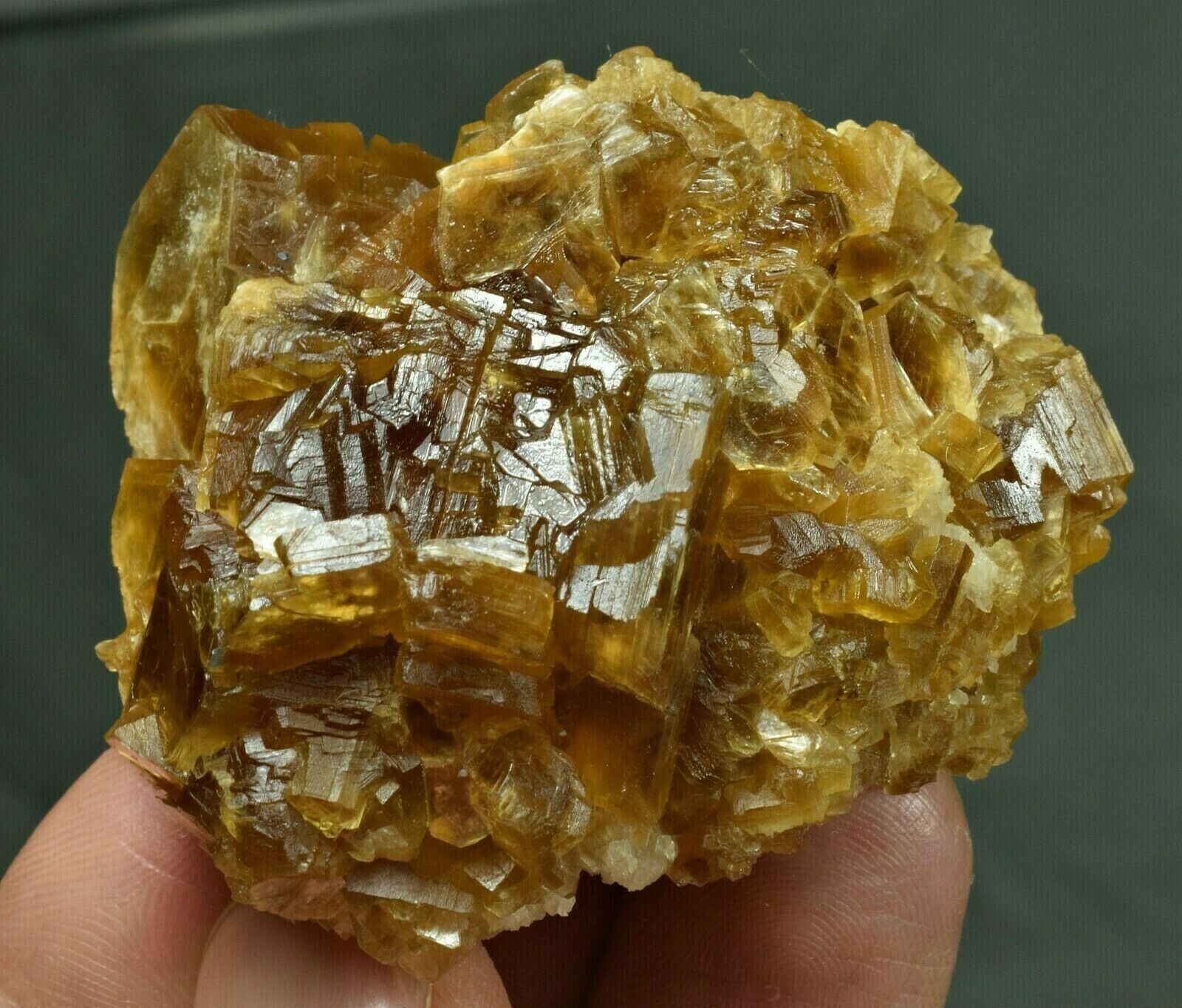 397 carats Rare Gorgeous Full Terminated Several Phlogopite Crystals Cluster Afg