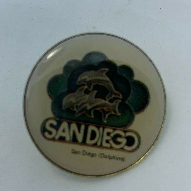 Vintage San Diego California Dolphins Travel Pin Button Souvenir Collectible