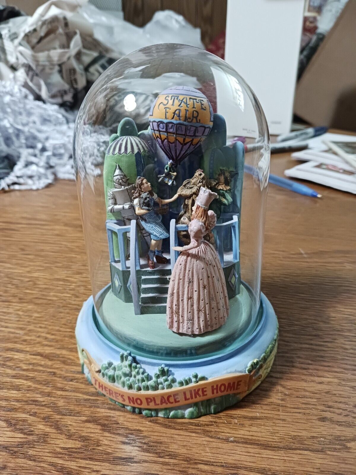 WIZARD OF OZ FRANKLIN MINT MUSICAL DOME THERES NO PLACE LIKE HOME COA