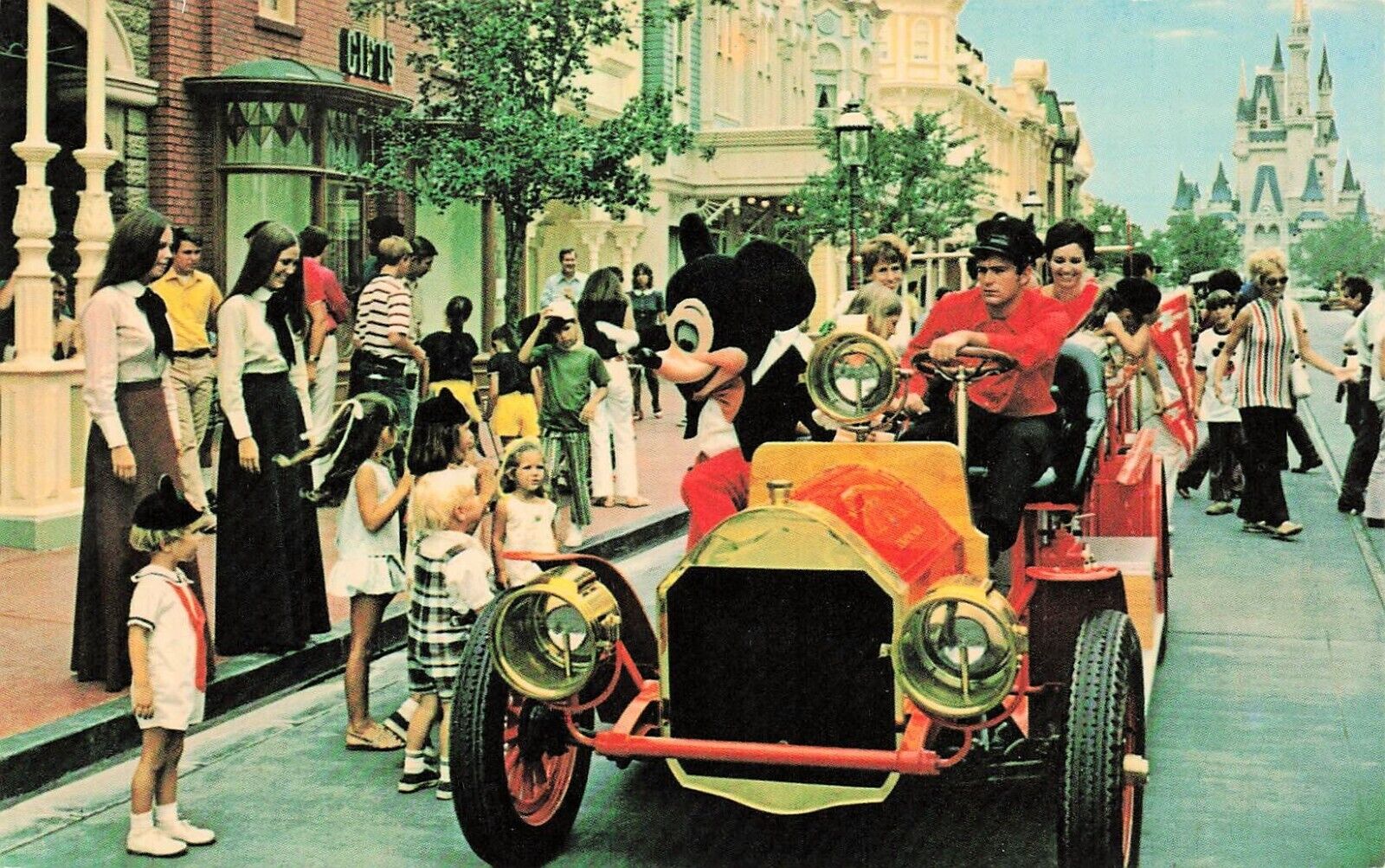 Disney WDW Main Street Mickey Fire Engine Cinderella Castle Vtg Postcard E1