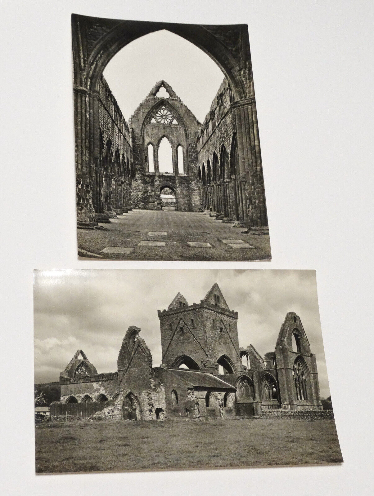 2 Sweetheart Abbey Scotland Postcards UK