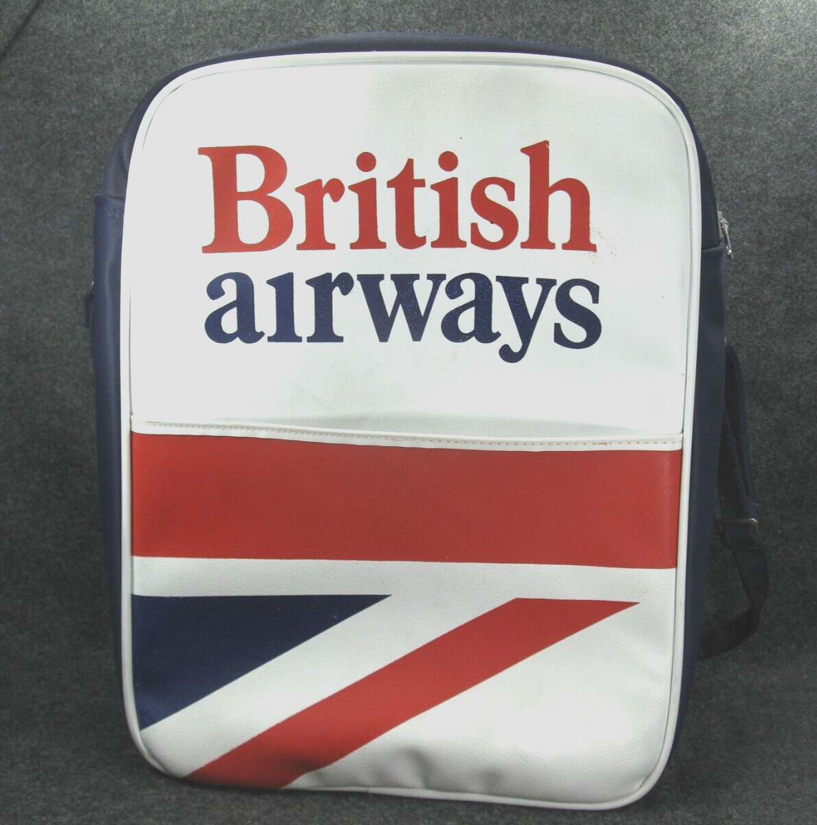 BRITISH AIRWAYS Carry On Bag Red Blue White Zipper Shoulder Strap Vintage