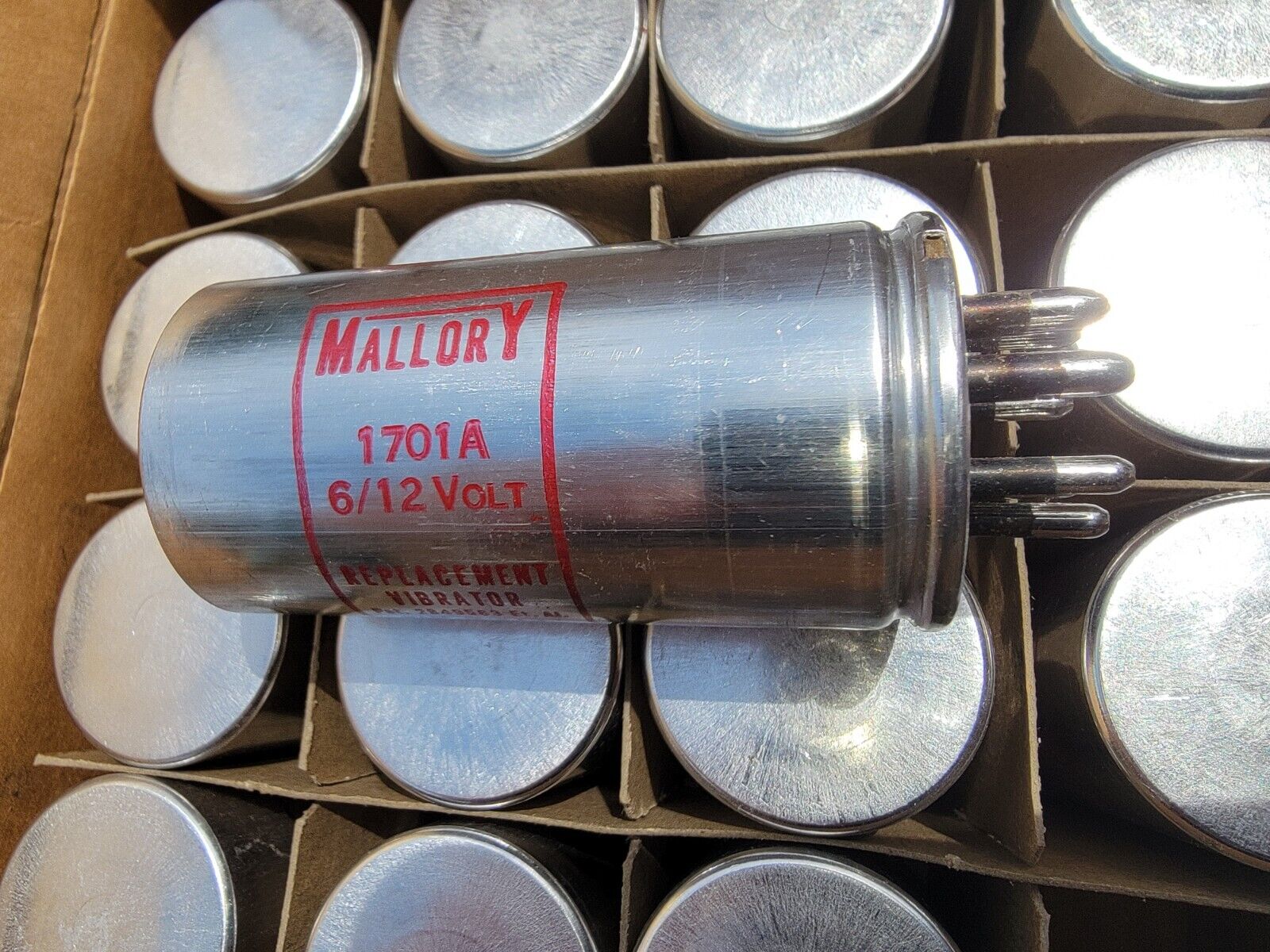 Mallory Vintage Tube Radio Vibrator 1701A 6/12V 7-pin  #1701A