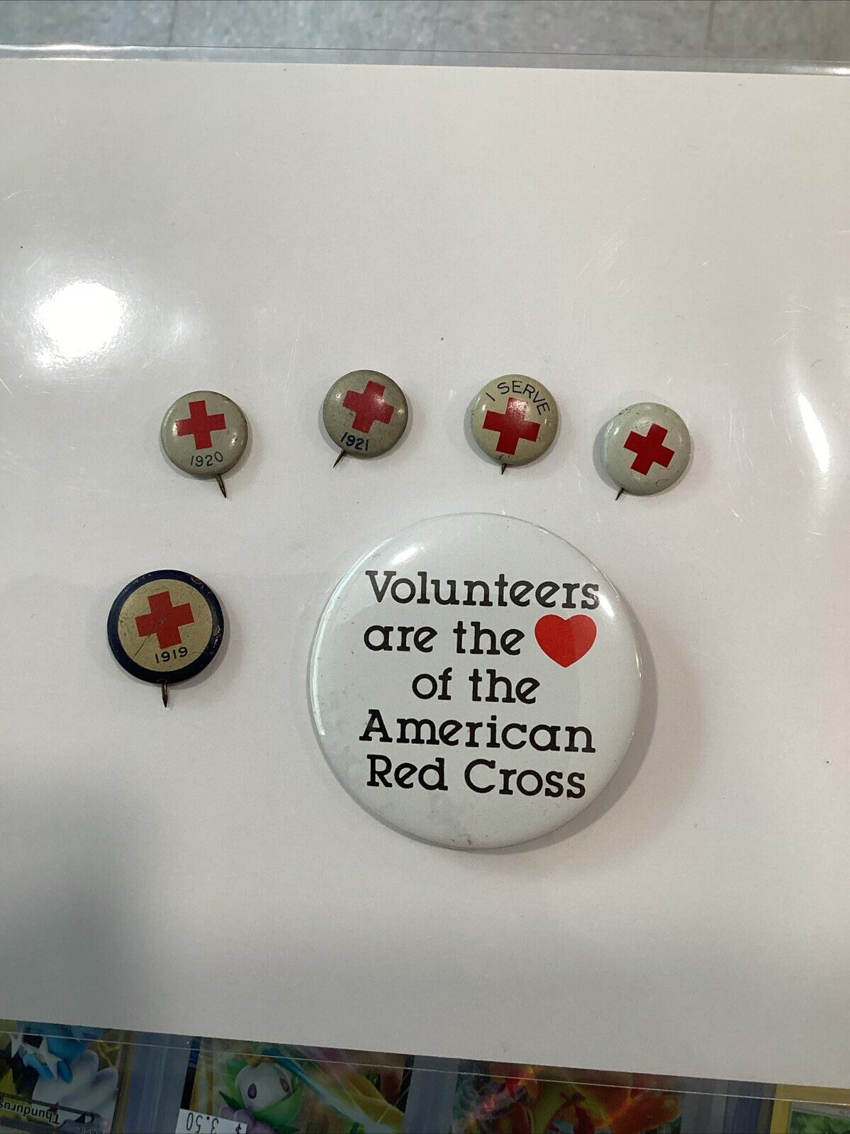 6 Antique Red Cross Pin Button,1919,1920,1921, I Serve, volunteers are the heart