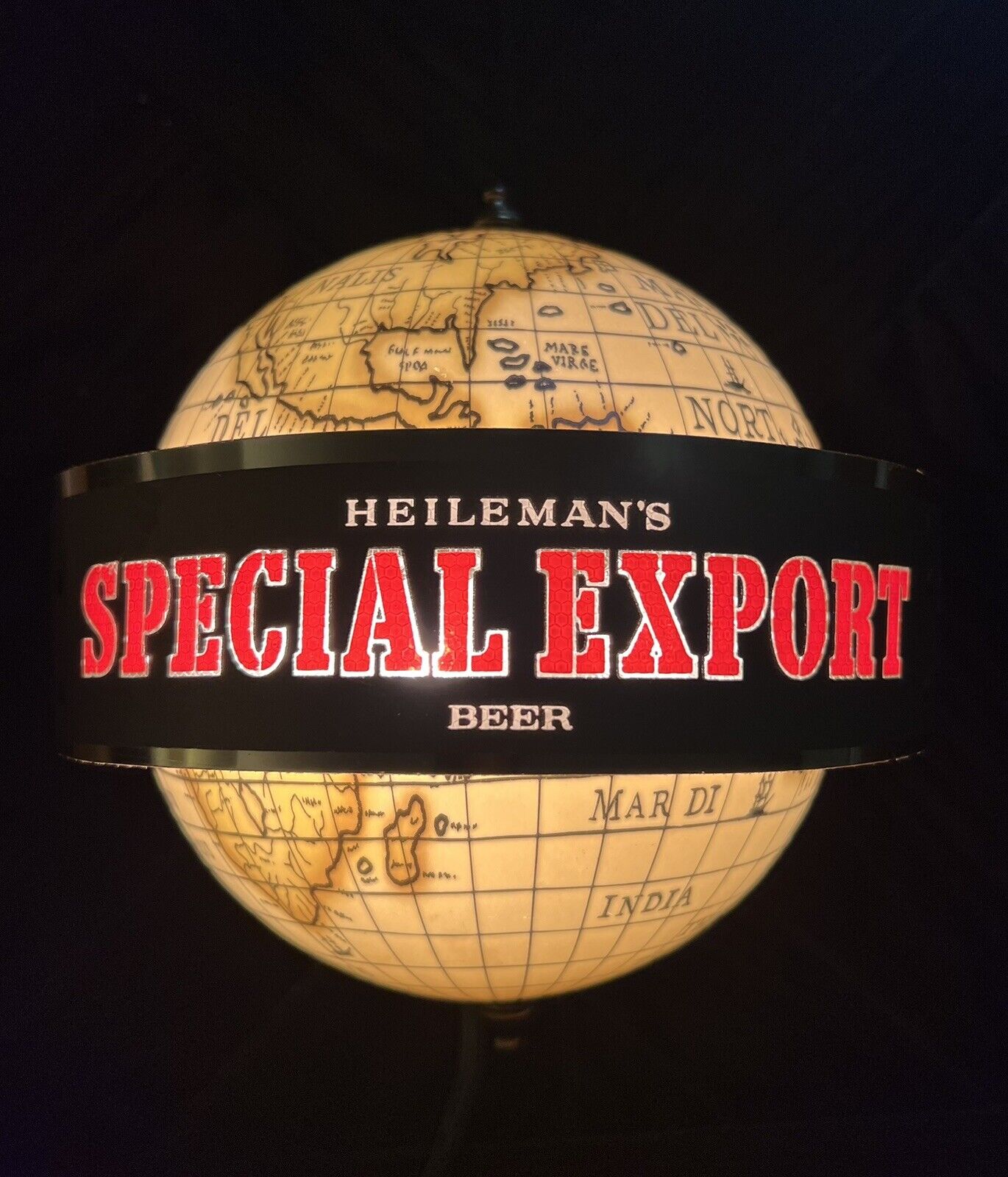 Heileman’s Special Export Beer Motion  Rotating Earth Globe Bar Light Sign. Read