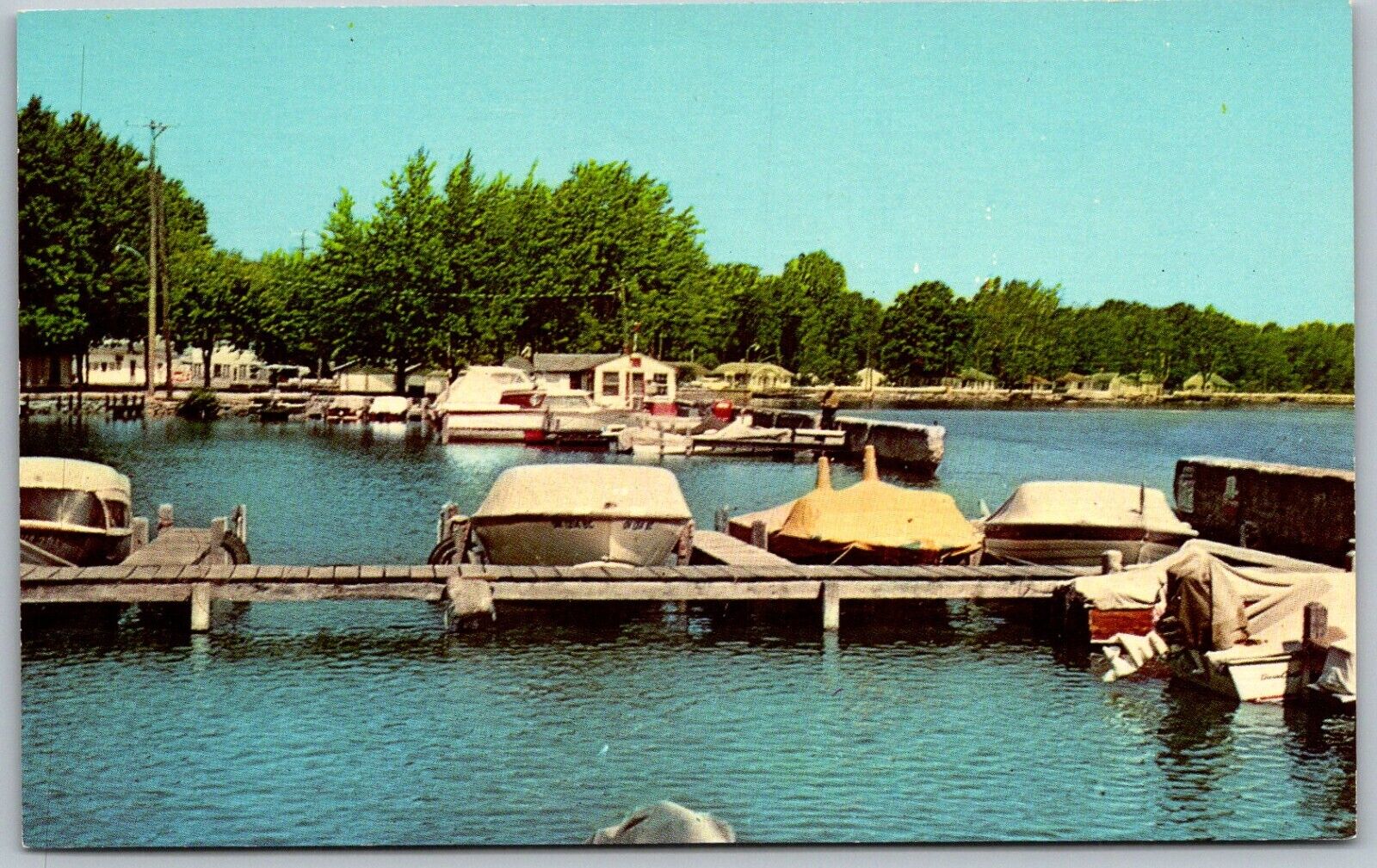 Indian Lake Ohio 1960s Postcard White Cottage Landing