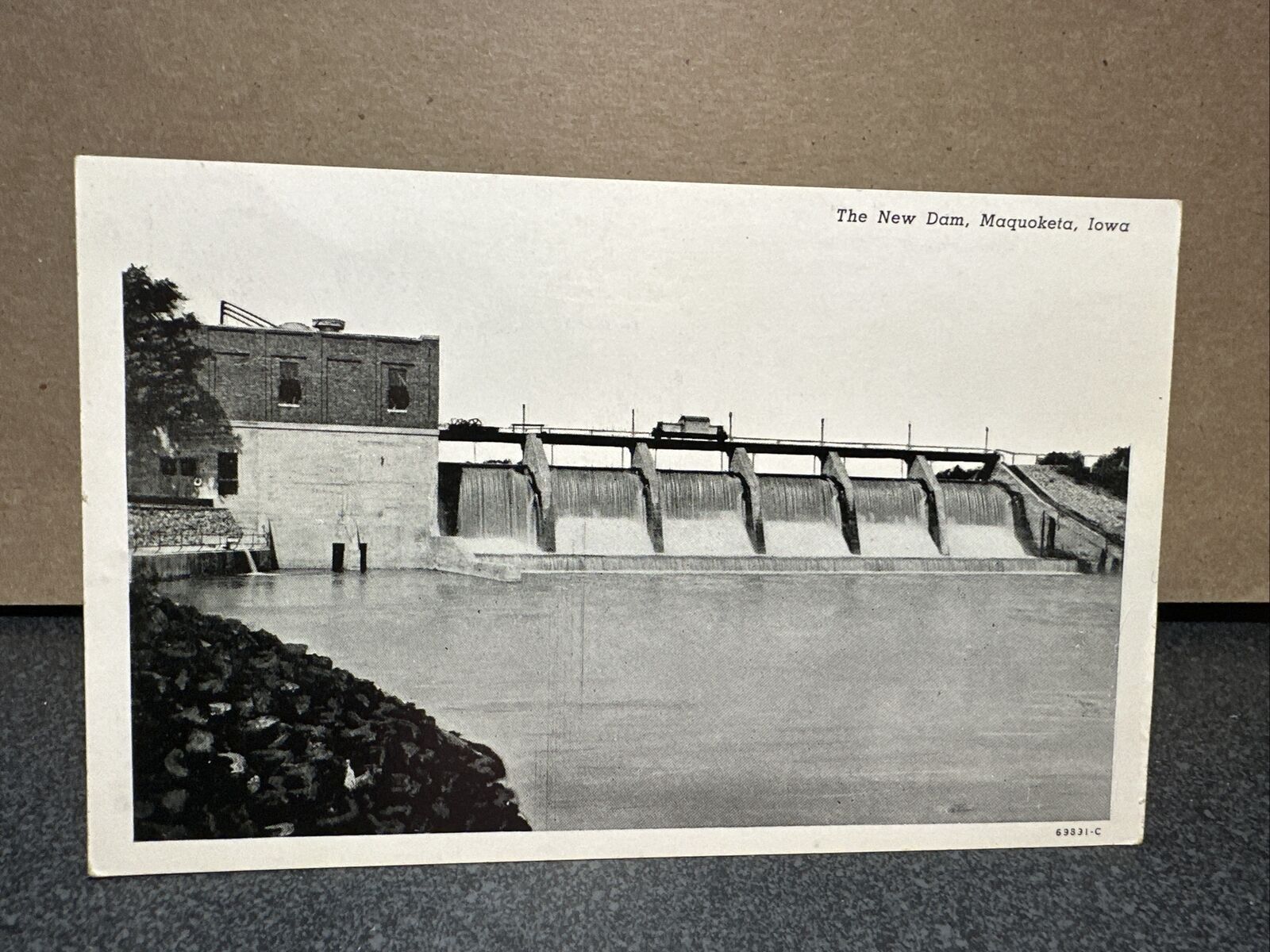The new Dam Maquoketa Iowa postcard