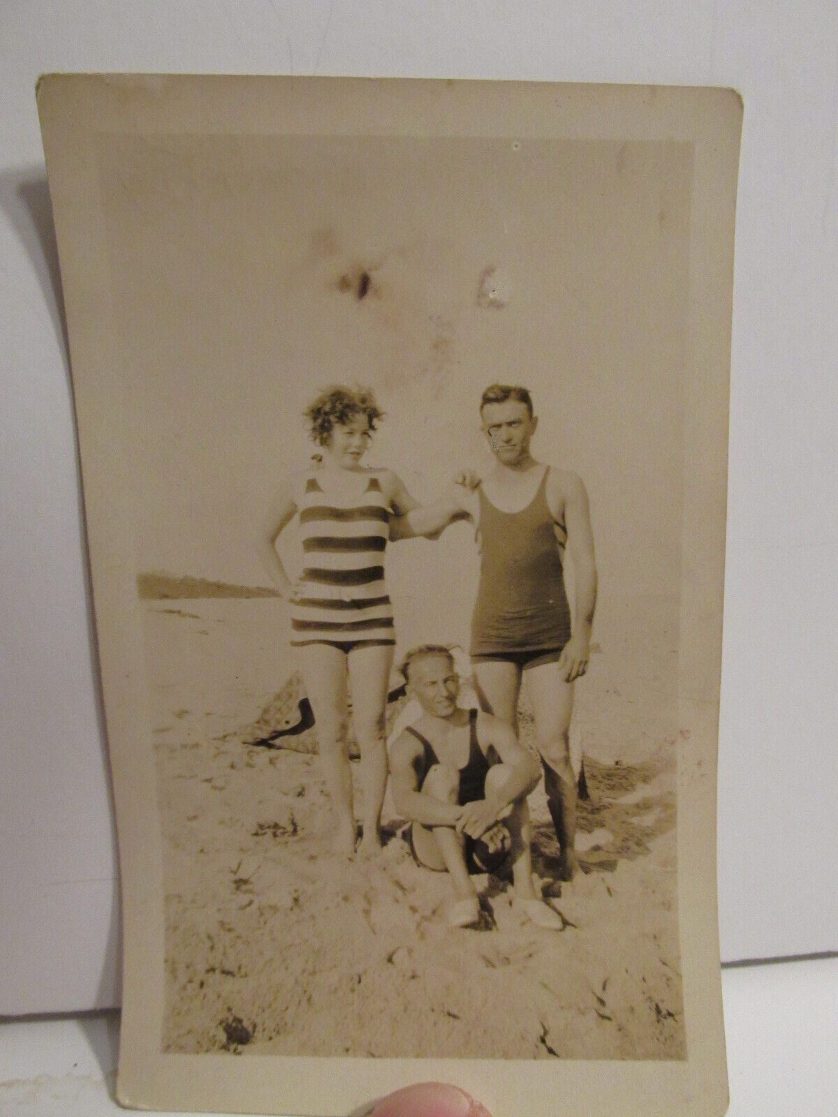 1927 VINTAGE FOUND PHOTOGRAPH PHOTO B&W PALM BEACH FLORIDA 1920S SWIM WEAR 20S
