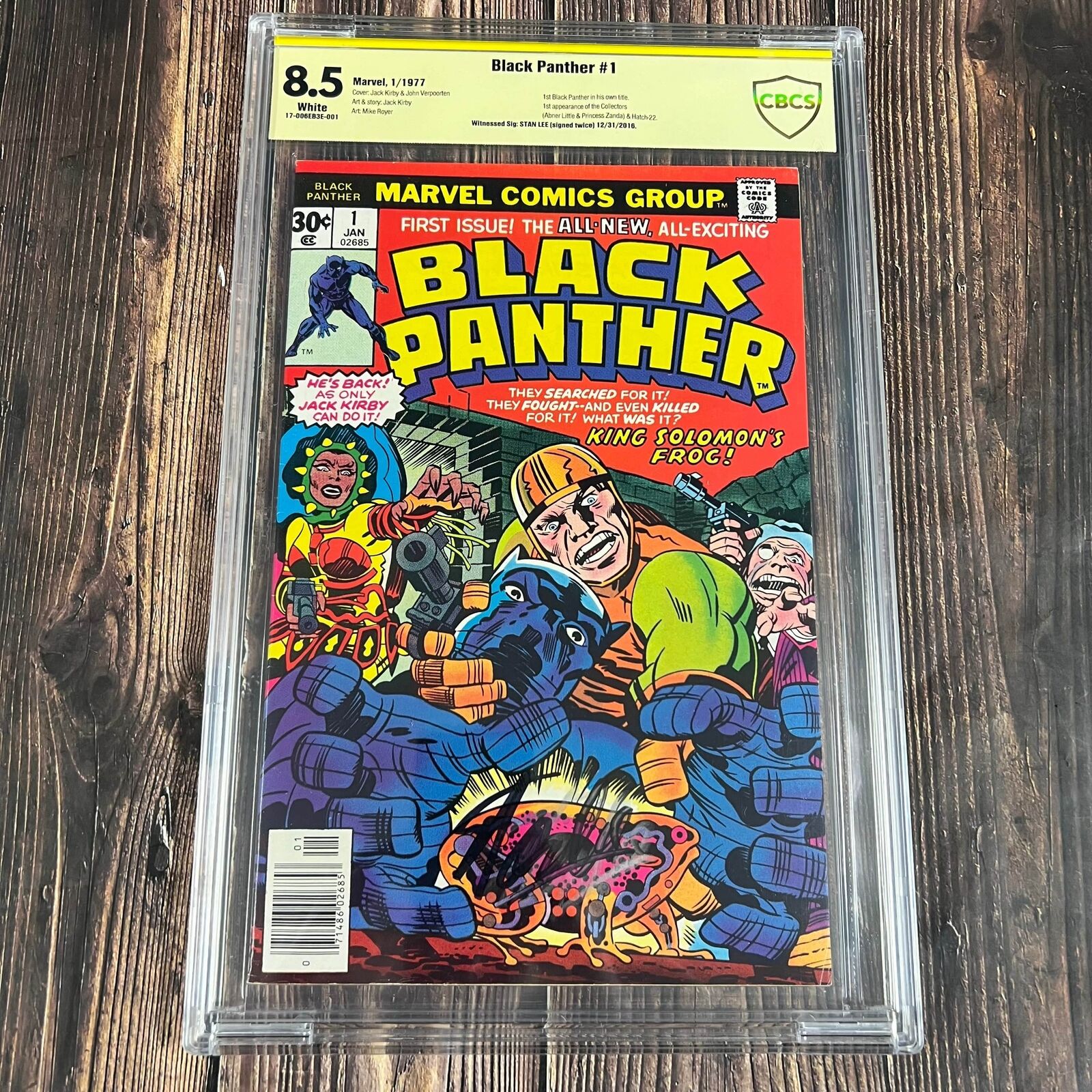 Black Panther #1 CBCS 8.5 x2 Signed by Stan Lee