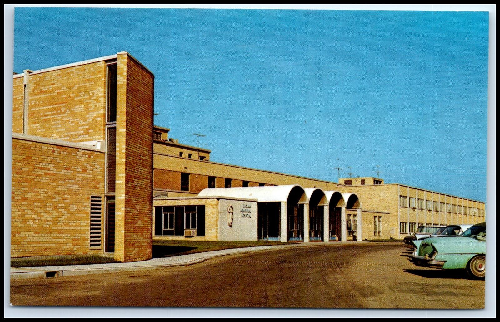 Postcard Regina Memorial Hospital Nursing Home Front View Hastings MN R49