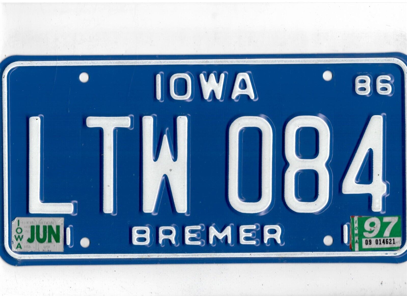 IOWA passenger 1997 license plate \