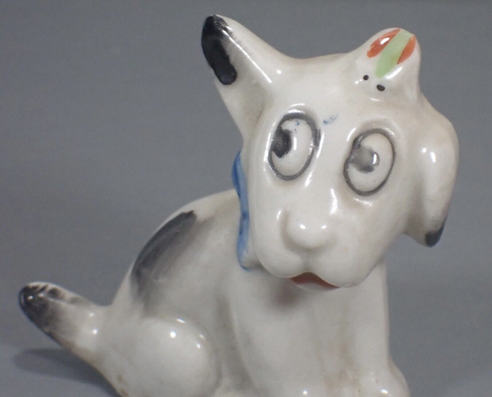 Vintage Tiny Ceramic Dog With Bug On Top Of Head