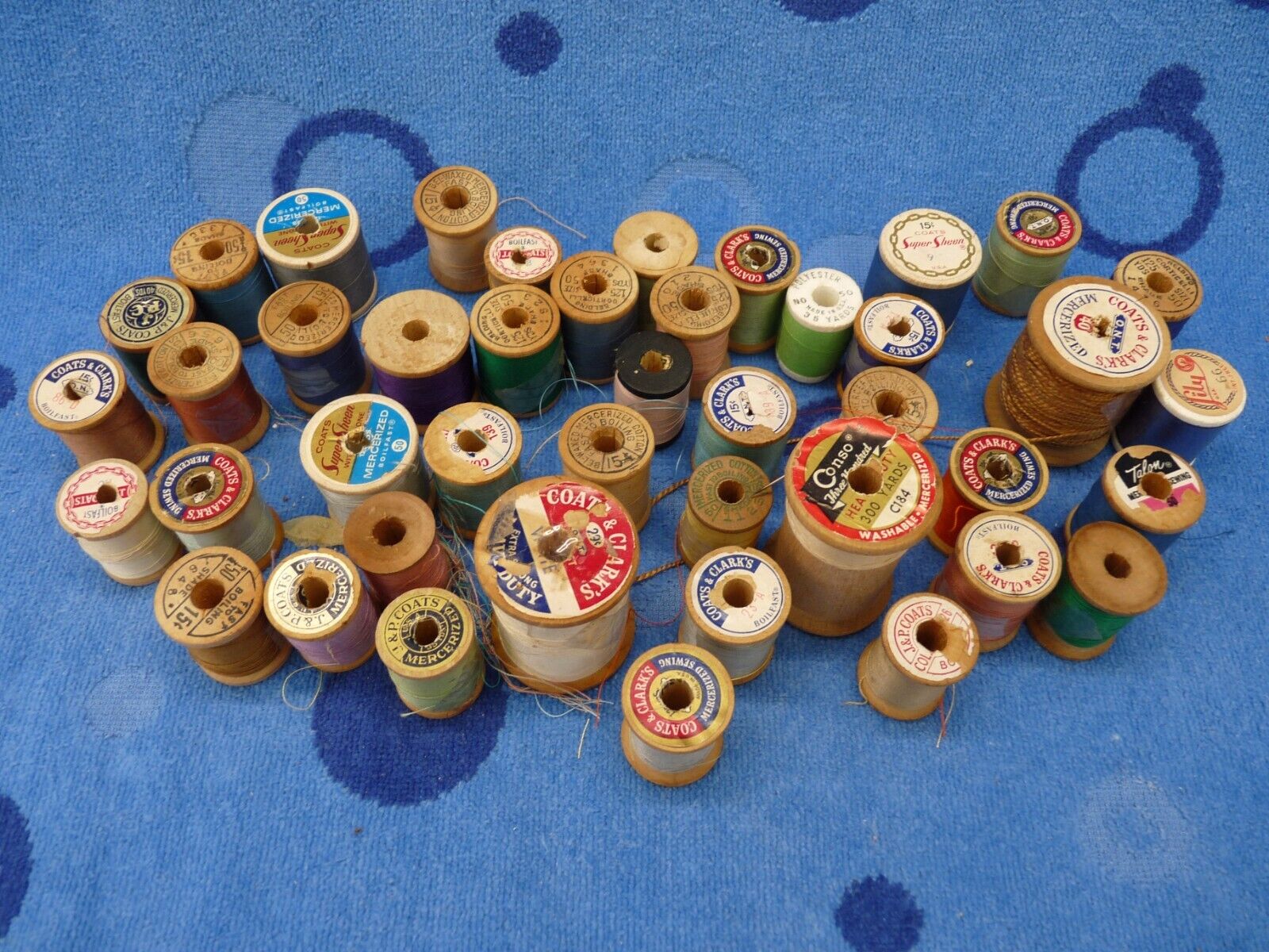 Lot Of 43 Vintage Wooden Thread Spools With Thread Various Sizes