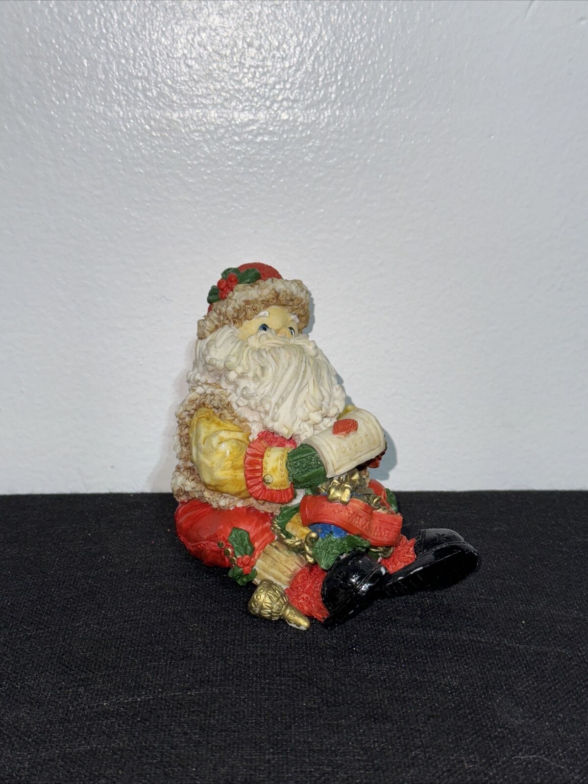 Vintage Santa Claus Resin Figurine 4 Inch Christmas Holiday Decoration Gift List