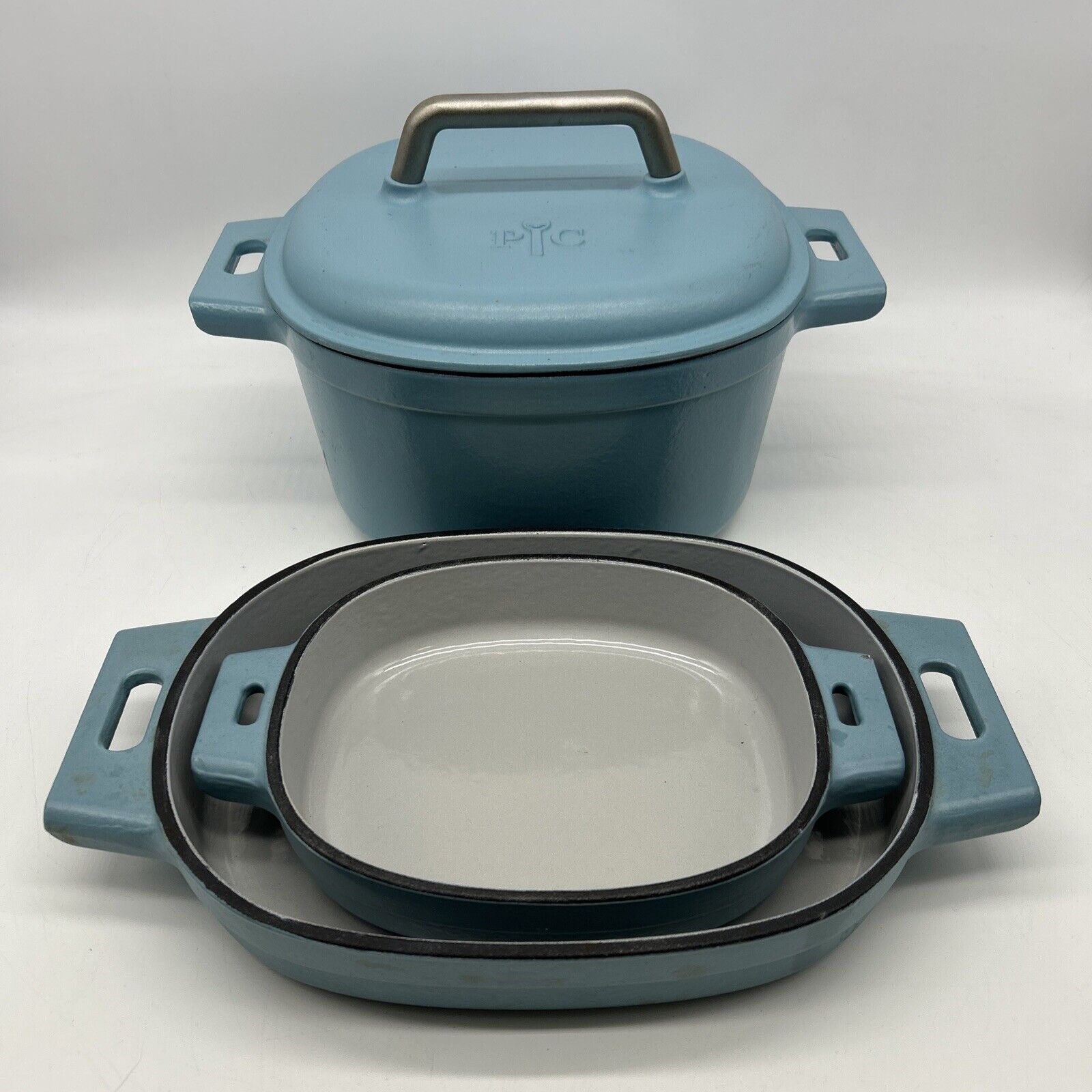 Pampered Chef Discord Enamel Dutch Oven Limited Edition 40th Anniversary Blue