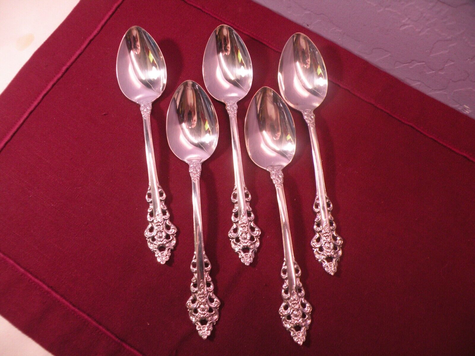 Set Of 5 International ROCHAMBEAU Soup Spoons Deep Silver Silverplate 6 3/4