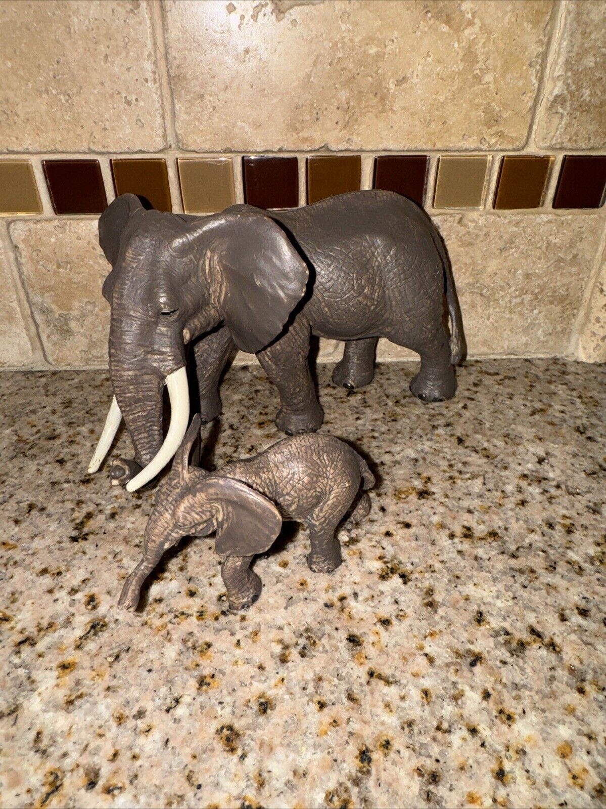 Tree House Kids African Elephant Wildlife Animal Figure Plastic Toys #P9
