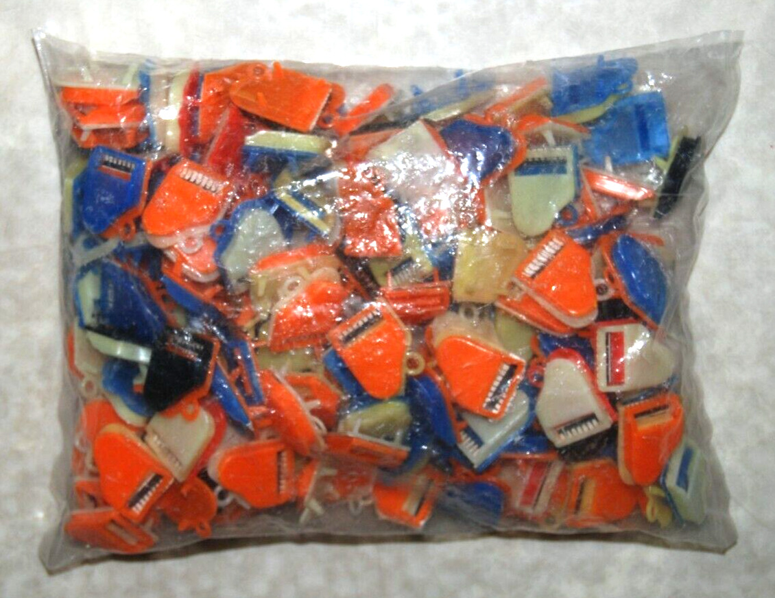 Unopened bag of NEW OLD STOCK vender plastic piano vending bubblegum toy charms