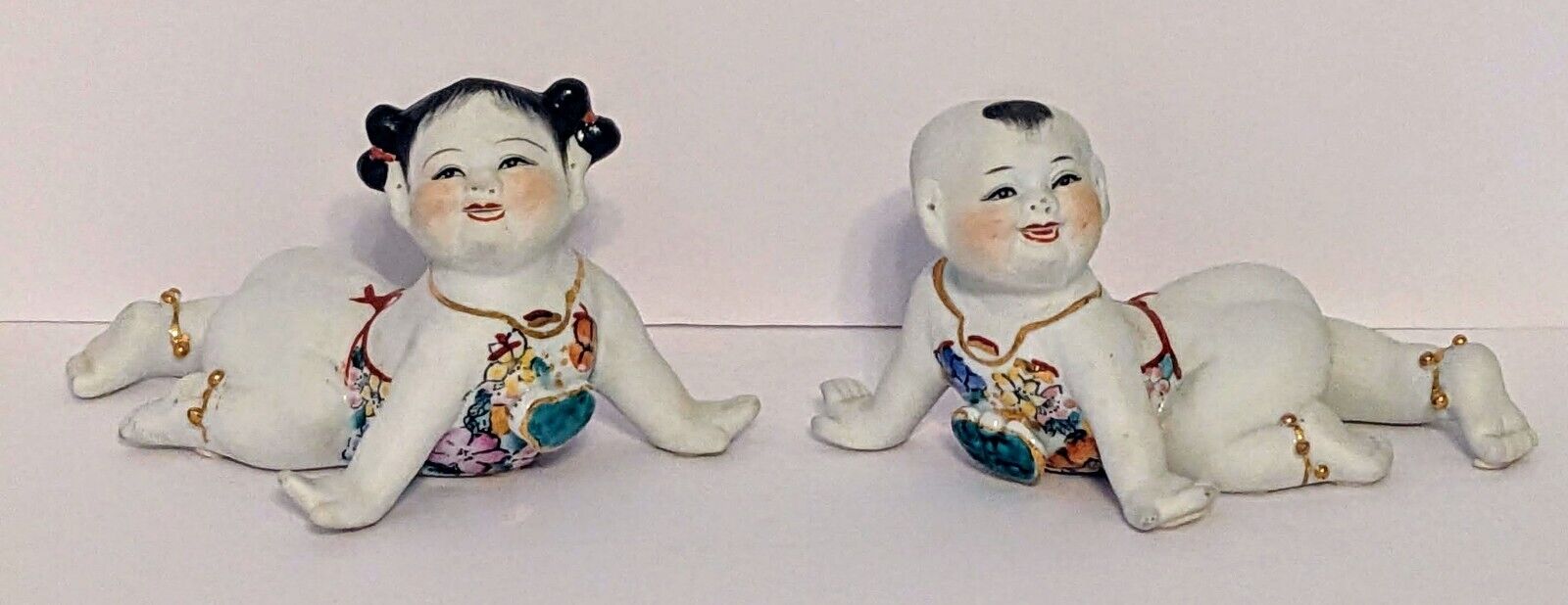 Vintage mid 20th century Chinese Famille Rose Piano Babies Figurines Boy/Girl