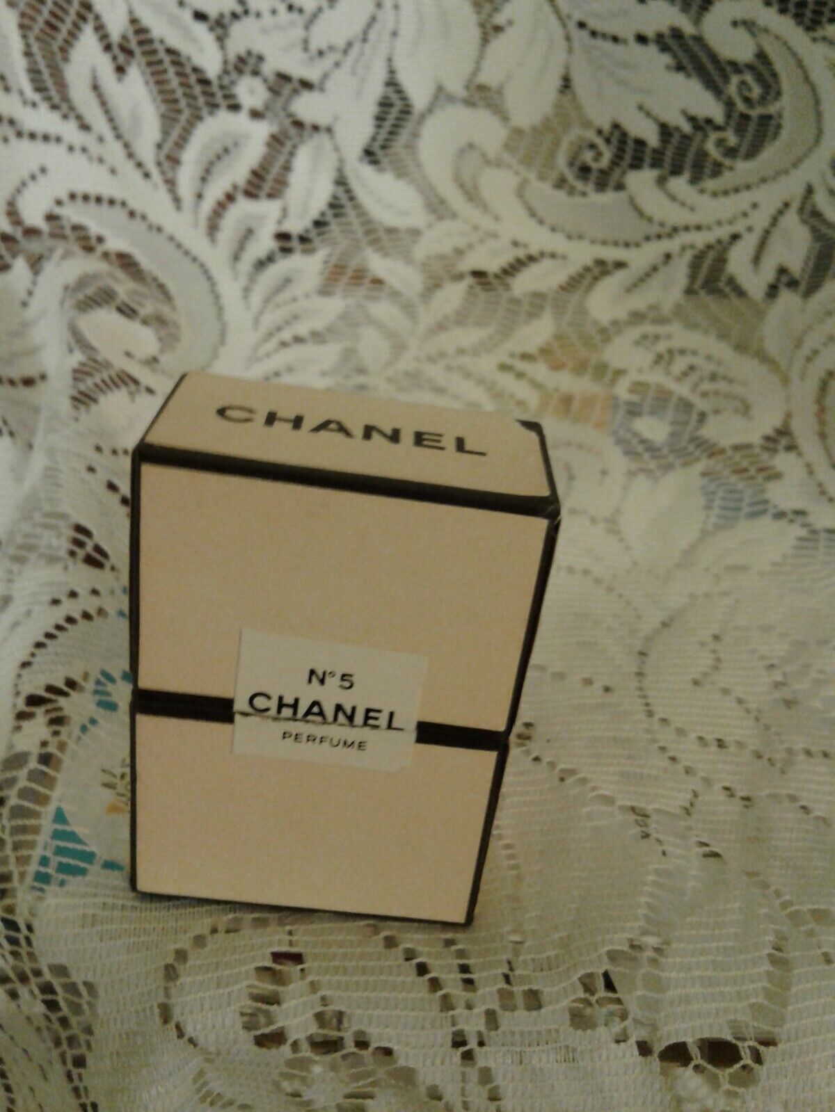 chanel n. 5 perfume 1/2 oz made in france splash $ 159