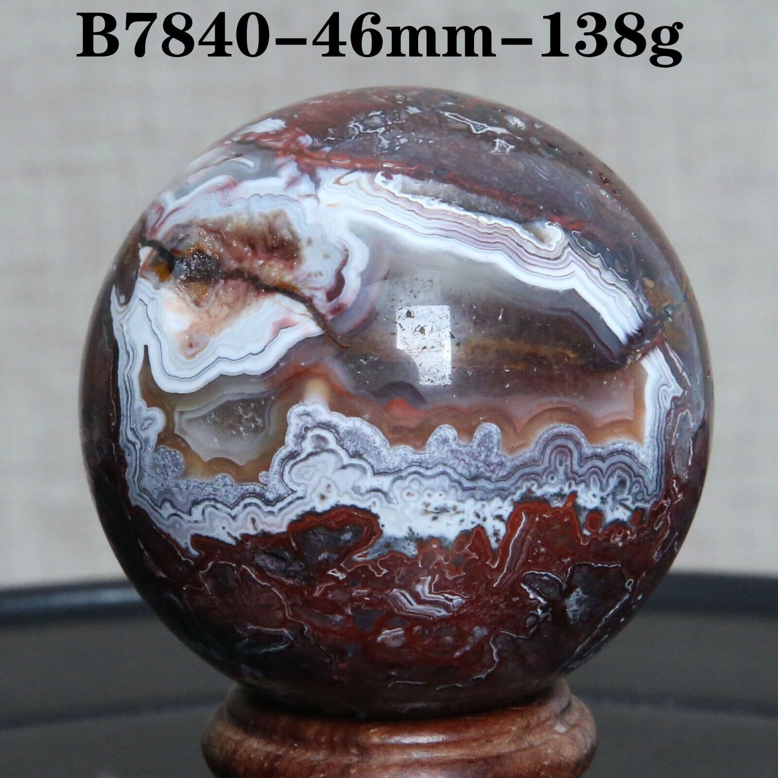 B7840-46mm-138g Natural Polished Mexico Banded Agate Crystal Sphere Ball Healing