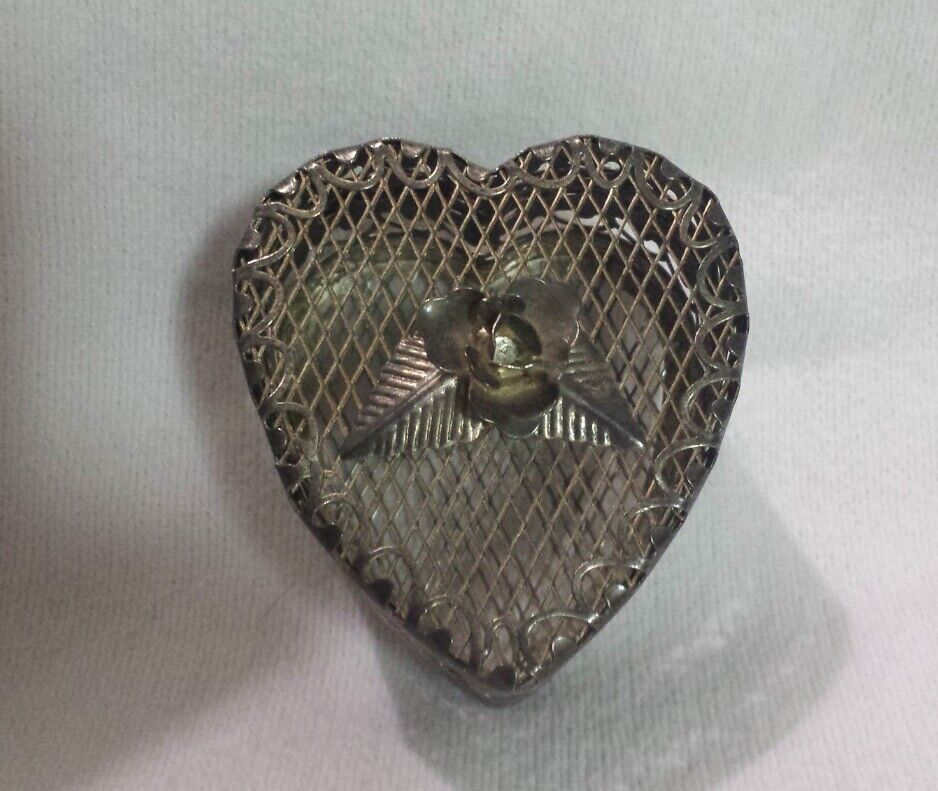 Heart and Rose Metal Trinket Ring Jewelry Box, Filigree Silver Tone Mesh