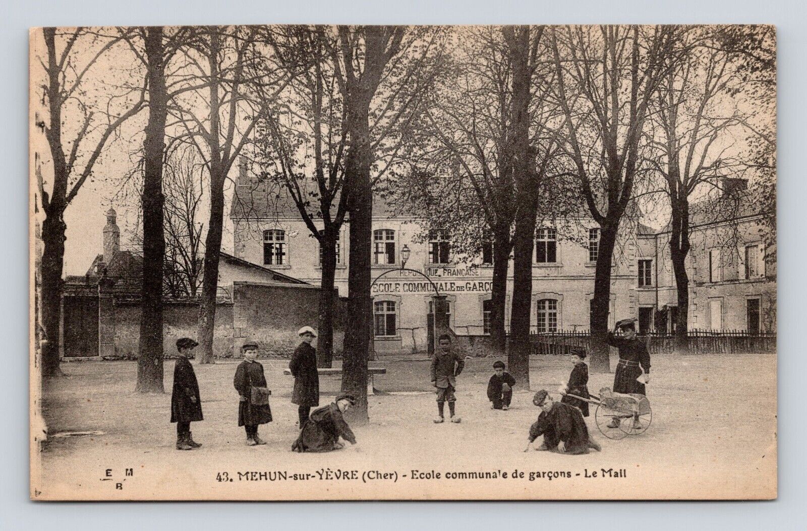 Antique Old Postcard MUNICPAL SCHOOL BOYS FRANCE RPPC PLAYING CART Early 1900s