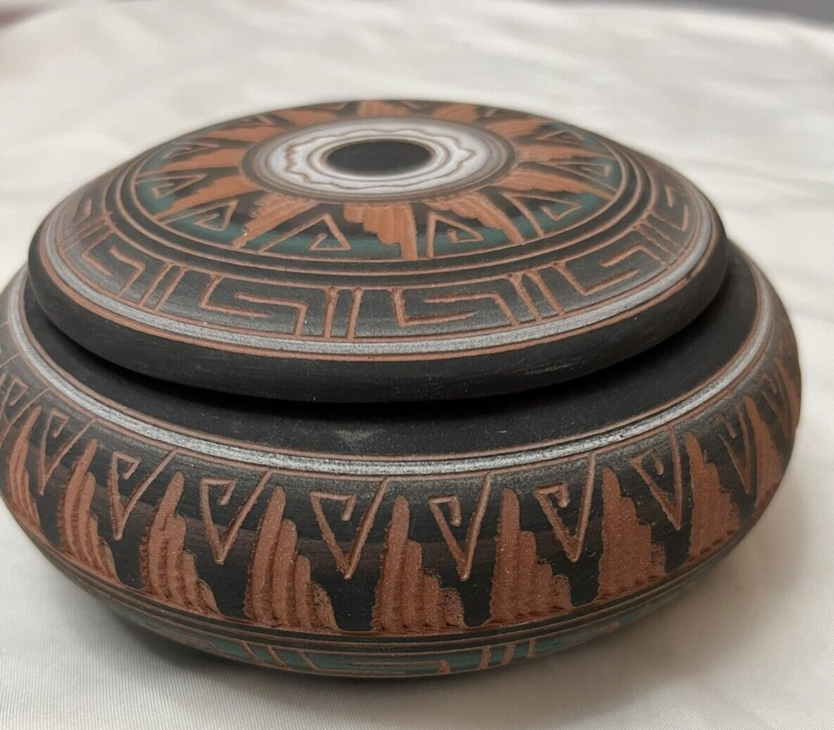 Vintage Navajo Art Incised Pottery Pot with Lid signed Larry Skeets