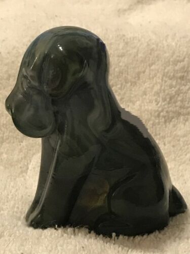 Boyd\'s Crystal Art Glass Boyd WALNUT & GREEN SLAG POOCHE DOG Figurine USA 1979
