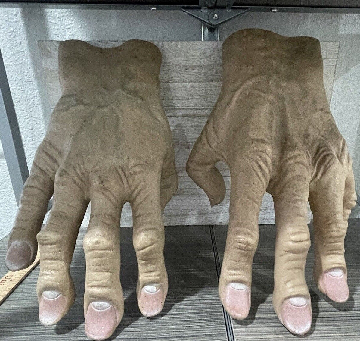 Cesar vinyl Monster Hands Gloves vtg 1979 no mask Don Post Distortions dracula