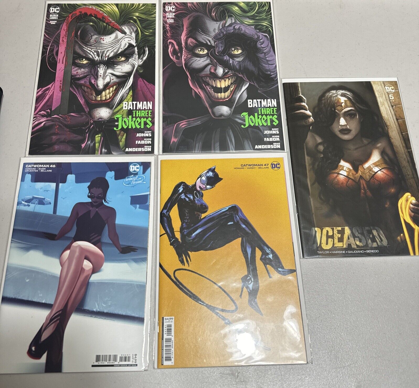 Lot Of 5 DC Comic Books Catwoman Variants Three Jokers +