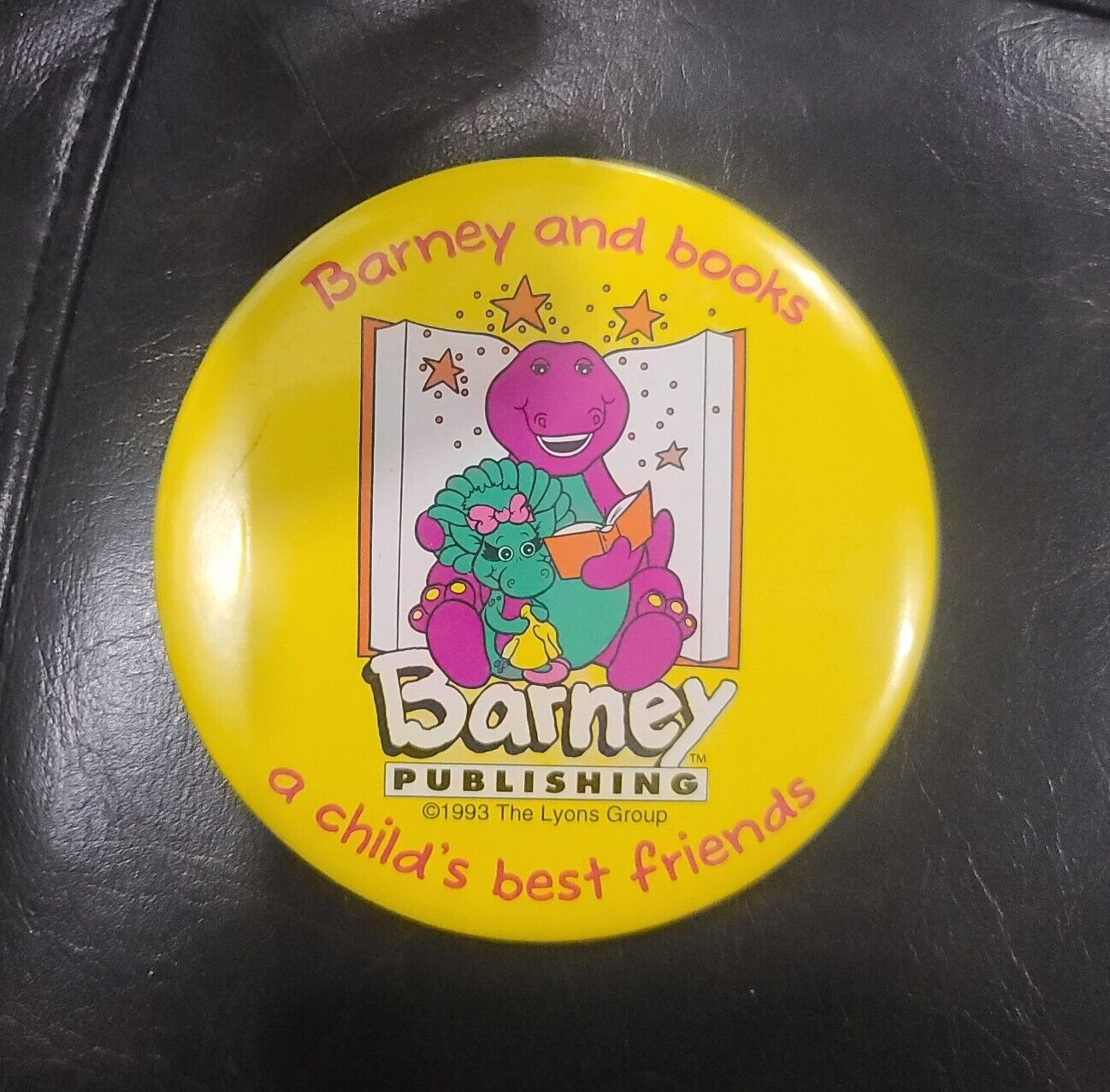 VTG Barney & Baby Bop Button Pin Badge Pinback 1993 Lyons Group Kids Publishing