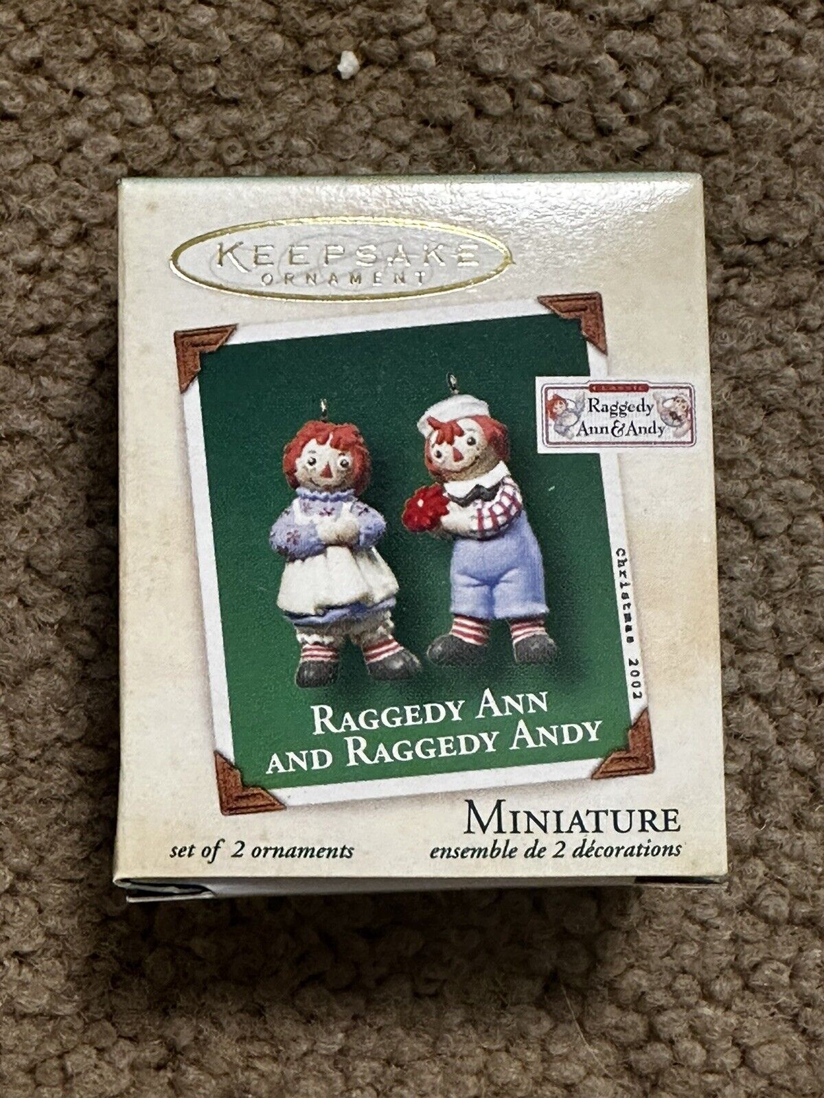 HALLMARK Raggedy Ann and Raggedy Andy Miniature Ornament 2002 NEW