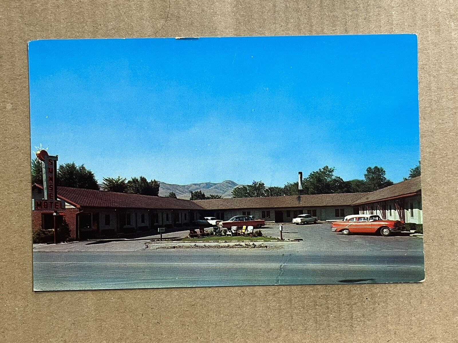 Postcard Pocatello ID Idaho Sunset Motel Vintage Roadside PC