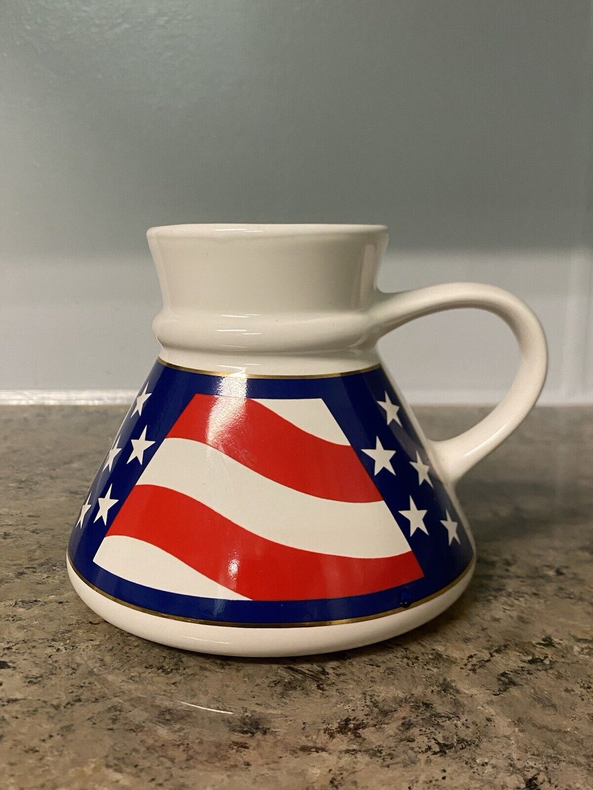 American Flag Wide Bottom No Spill Travel Coffee Tea Mug Cup Design East Inc.