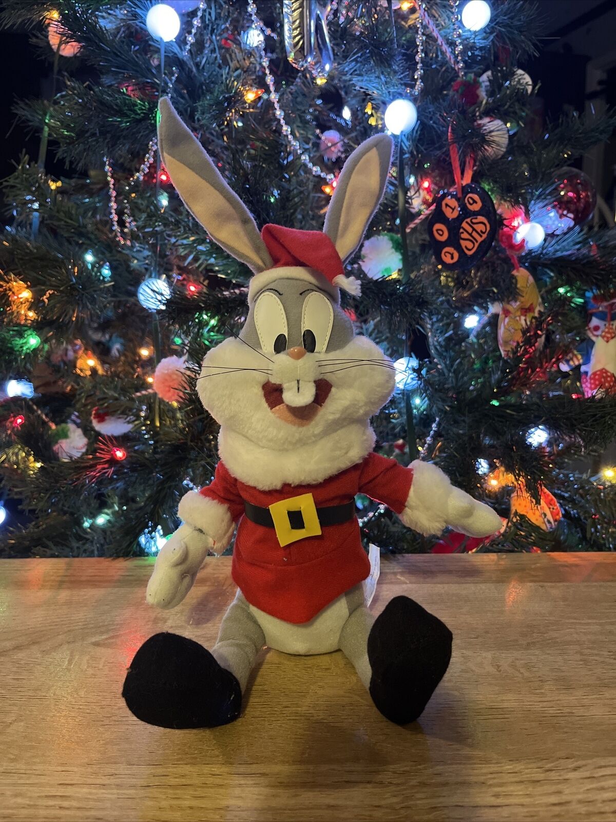 Looney Tunes Bugs Bunny As Santa Claus Warner Bros 16” Plush Vintage 1997