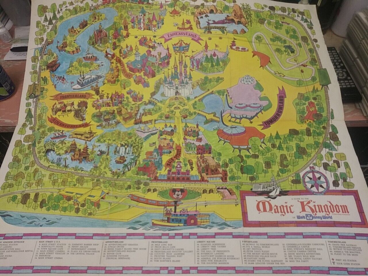 Rare Vintage 1970s Walt Disney World Guide To The Magic Kingdom Map 27.75” X 25”