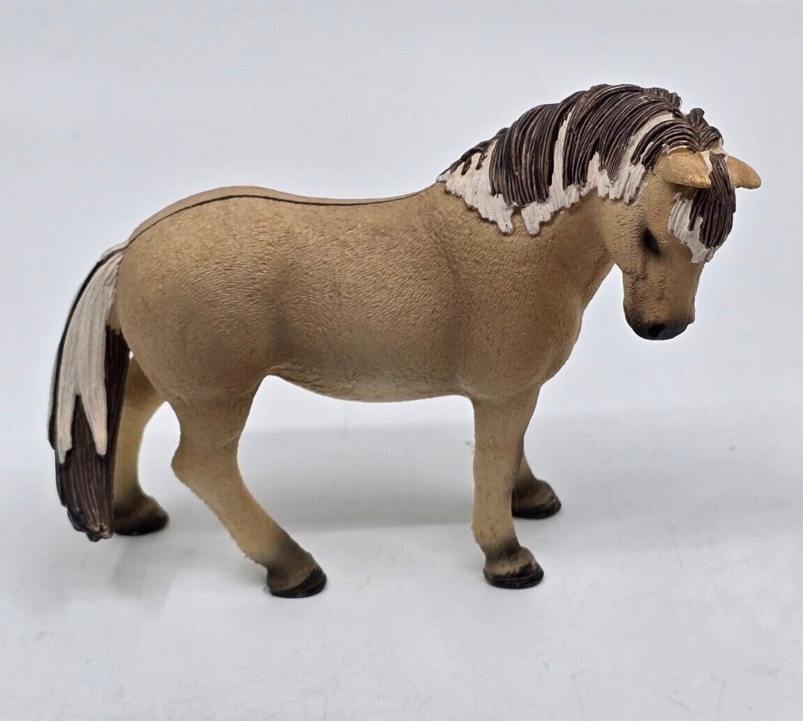 Schleich Tan Norwegian Fjord Mare Retired from 2013 Rare Authentic