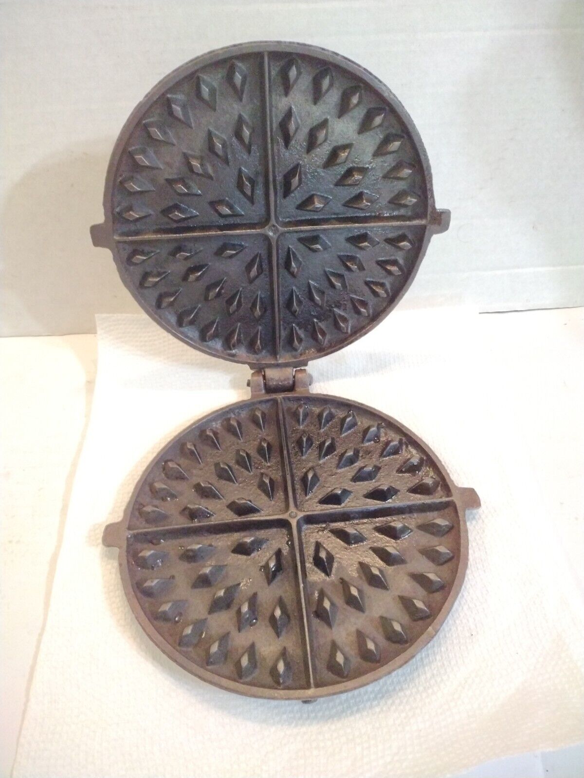 🧇 Antique Vintage 8 9 Cast Iron Waffle Maker