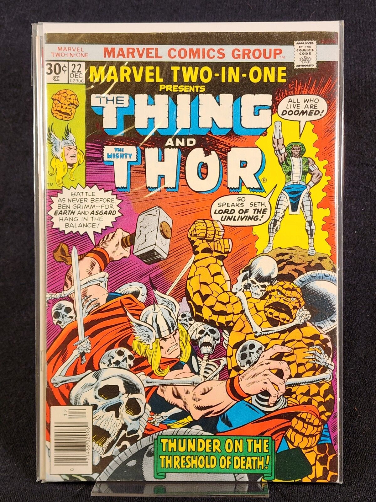 Marvel Two-in-one #22 Mid Grade